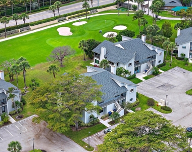 803 Clubhouse Circle - Photo Thumbnail 24