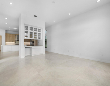 9516 Riverside Park Drive - Photo Thumbnail 19