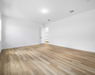 9516 Riverside Park Drive - Photo Thumbnail 51