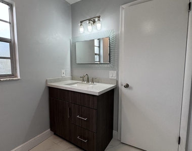 747 Taylor Road - Photo Thumbnail 12