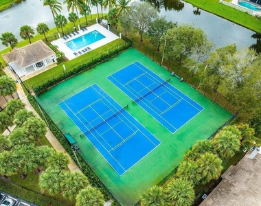 1105 Anchor Point - Photo Thumbnail 19