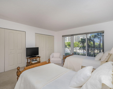 4301 N Ocean Boulevard - Photo Thumbnail 32