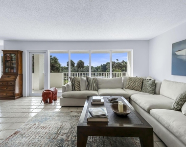 4301 N Ocean Boulevard - Photo Thumbnail 6