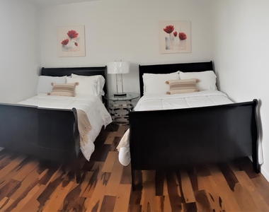2255 Lindell Boulevard - Photo Thumbnail 14