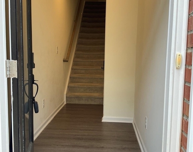 6222 Cleburne Court - Photo Thumbnail 2