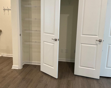 6222 Cleburne Court - Photo Thumbnail 22