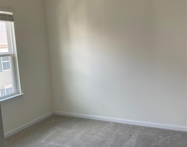 6222 Cleburne Court - Photo Thumbnail 16