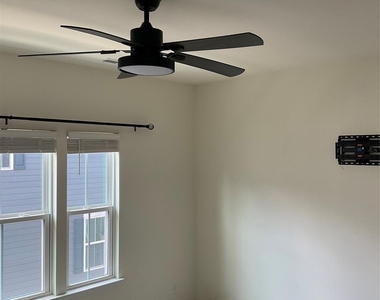 6222 Cleburne Court - Photo Thumbnail 11