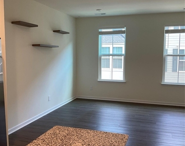 6222 Cleburne Court - Photo Thumbnail 8