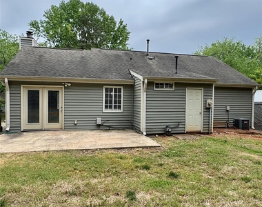 3407 Braewick Place - Photo Thumbnail 20