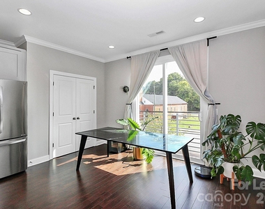 2609 Statesville Avenue - Photo Thumbnail 3