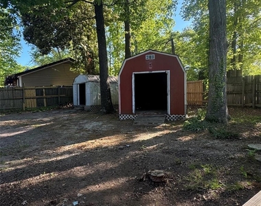 7620 Fire Tree Lane - Photo Thumbnail 15