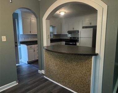 7620 Fire Tree Lane - Photo Thumbnail 2