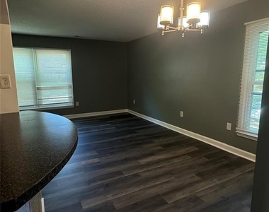 7620 Fire Tree Lane - Photo Thumbnail 5