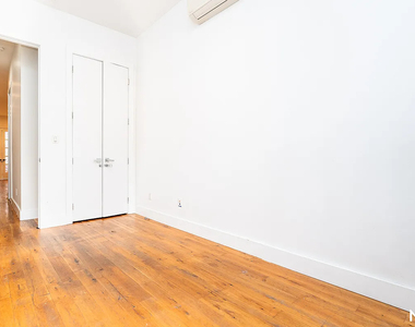 184 Suydam Street - Photo Thumbnail 8