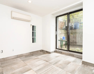 184 Suydam Street - Photo Thumbnail 17