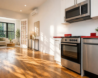 184 Suydam Street - Photo Thumbnail 14