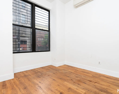 184 Suydam Street - Photo Thumbnail 11