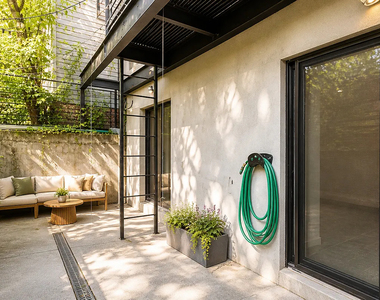 184 Suydam Street - Photo Thumbnail 3