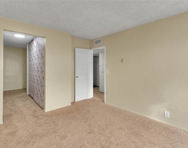 608 N Taylor Avenue - Photo Thumbnail 21