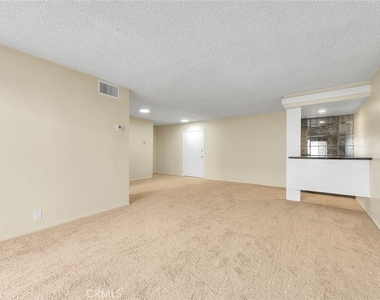 608 N Taylor Avenue - Photo Thumbnail 3