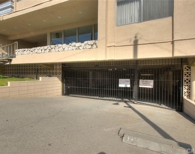 608 N Taylor Avenue - Photo Thumbnail 23