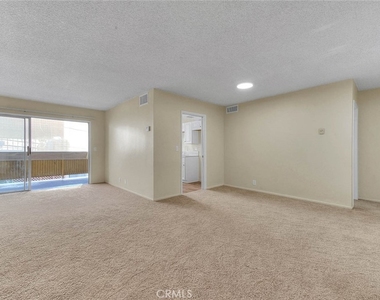 608 N Taylor Avenue - Photo Thumbnail 2