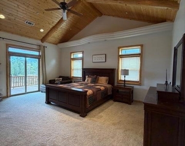 1099 Heritage Trail - Photo Thumbnail 12