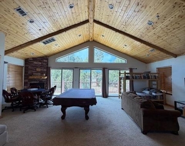 1099 Heritage Trail - Photo Thumbnail 21