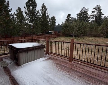 1099 Heritage Trail - Photo Thumbnail 25