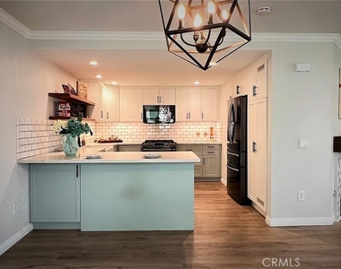 8396 Sunset Trail Place - Photo Thumbnail 4