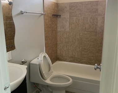 25806 Creag Avenue - Photo Thumbnail 8