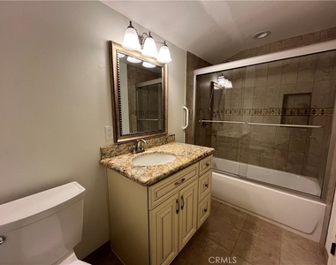 3804 Mainsail Circle - Photo Thumbnail 18