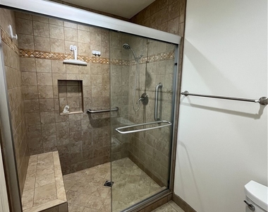 3804 Mainsail Circle - Photo Thumbnail 13
