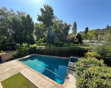 3804 Mainsail Circle - Photo Thumbnail 19