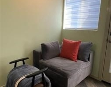 631 Benson Way - Photo Thumbnail 24