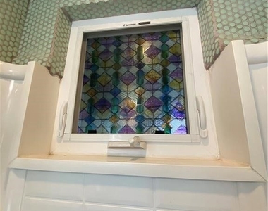 631 Benson Way - Photo Thumbnail 15