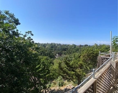 631 Benson Way - Photo Thumbnail 23