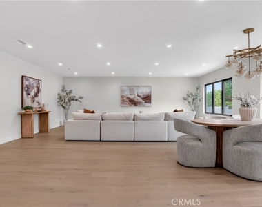4819 Genesta - Photo Thumbnail 24