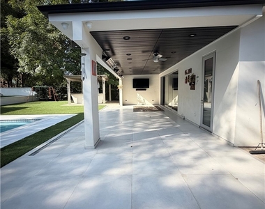 7067 Middlesbury Ridge Cir - Photo Thumbnail 29