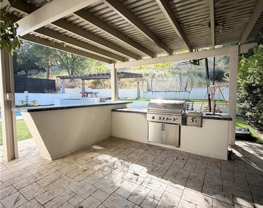 7067 Middlesbury Ridge Cir - Photo Thumbnail 31