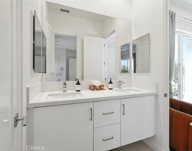 3345 Ambassador Drive - Photo Thumbnail 18