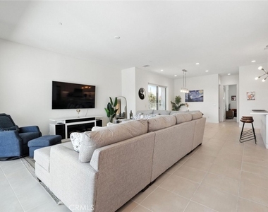 3345 Ambassador Drive - Photo Thumbnail 9