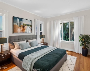 1145 N Genesee - Photo Thumbnail 9