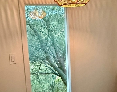 9552 Ventura Way - Photo Thumbnail 14