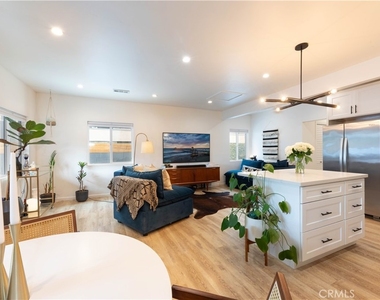 6029 Eleanor - Photo Thumbnail 21