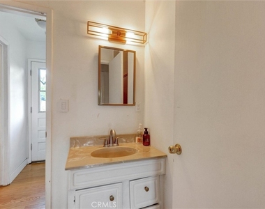 722 Belleview Avenue - Photo Thumbnail 16
