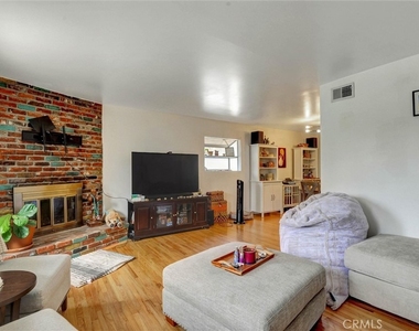 722 Belleview Avenue - Photo Thumbnail 3