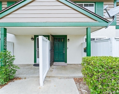 8242 Henderson Green - Photo Thumbnail 2
