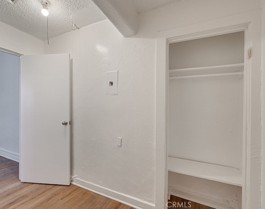 220 E Vernon - Photo Thumbnail 9